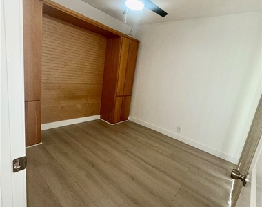 7407 Dunfield - Photo Thumbnail 15