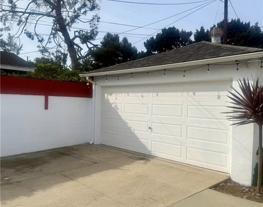 7407 Dunfield - Photo Thumbnail 6