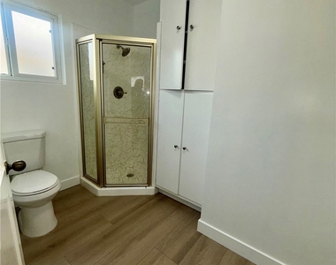 7407 Dunfield - Photo Thumbnail 12