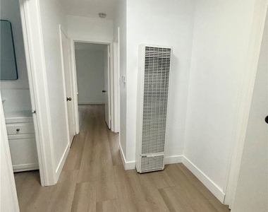 7407 Dunfield - Photo Thumbnail 10