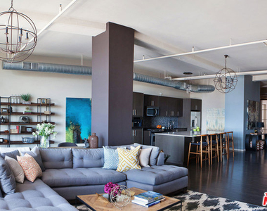 1645 N Vine Street - Photo Thumbnail 15