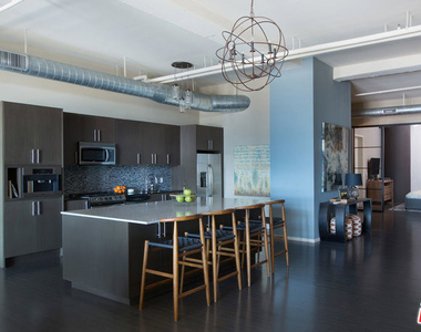 1645 N Vine Street - Photo Thumbnail 18