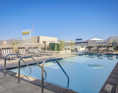 1645 N Vine Street - Photo Thumbnail 37
