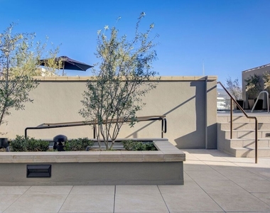 1645 N Vine Street - Photo Thumbnail 34