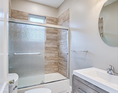 338 Buckelew Avenue - Photo Thumbnail 13