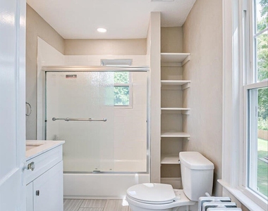 338 Buckelew Avenue - Photo Thumbnail 18