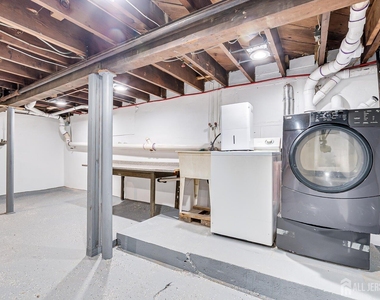338 Buckelew Avenue - Photo Thumbnail 31