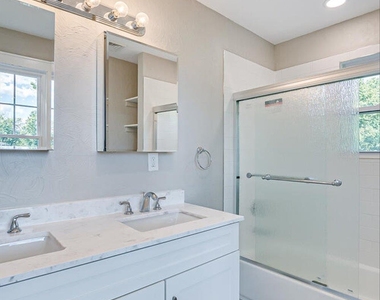 338 Buckelew Avenue - Photo Thumbnail 17