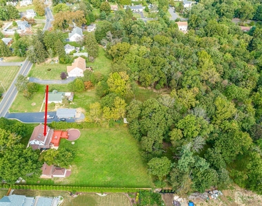 338 Buckelew Avenue - Photo Thumbnail 43