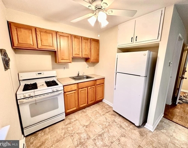 5918 Houghton Street - Photo Thumbnail 6