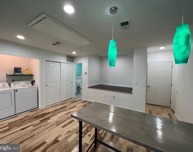 623 S 4th Street - Photo Thumbnail 1