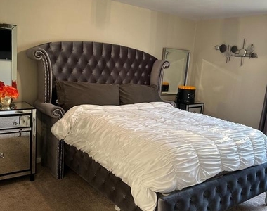 777 Bennington Road - Photo Thumbnail 12