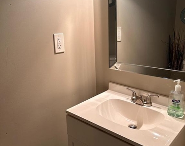 777 Bennington Road - Photo Thumbnail 31