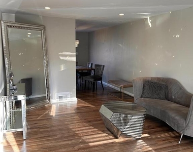 777 Bennington Road - Photo Thumbnail 5