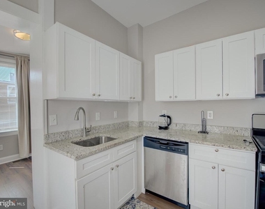 2621 E Oliver Street - Photo Thumbnail 23