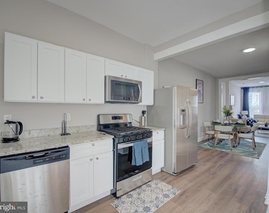 2621 E Oliver Street - Photo Thumbnail 22