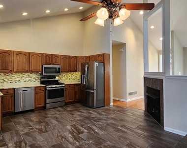 17010 Minos Conaway Road - Photo Thumbnail 8