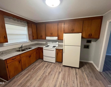334 Clark Street - Photo Thumbnail 4