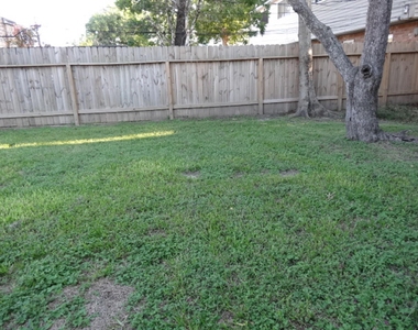 5522 Deep Forest Drive - Photo Thumbnail 37