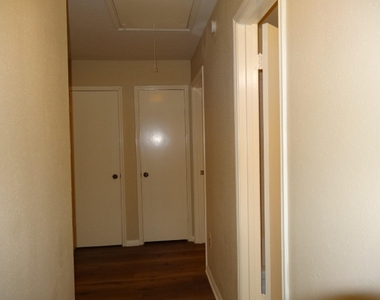 5522 Deep Forest Drive - Photo Thumbnail 18