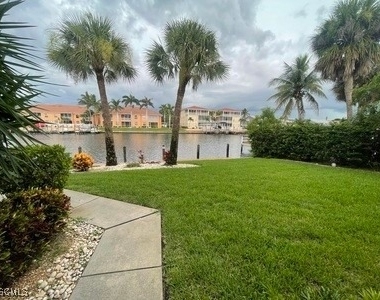 4525 Country Club Boulevard - Photo Thumbnail 4