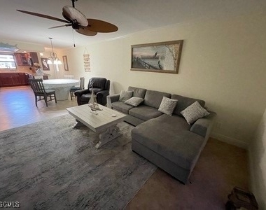 4525 Country Club Boulevard - Photo Thumbnail 10