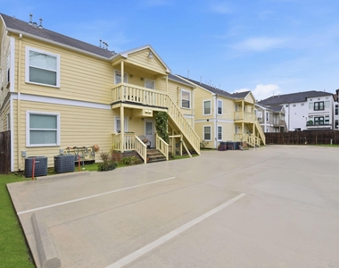 2513 Shakespeare Street - Photo Thumbnail 25