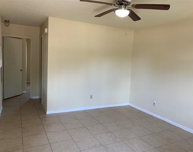 4100 College Main Street - Photo Thumbnail 7
