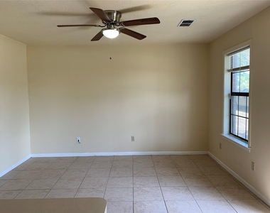 4100 College Main Street - Photo Thumbnail 2