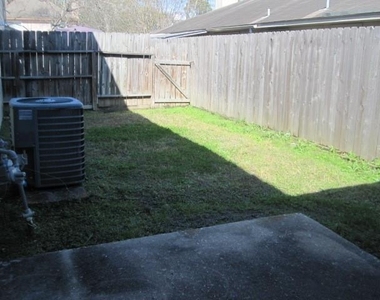 10834 A Sugar Hill Drive - Photo Thumbnail 35