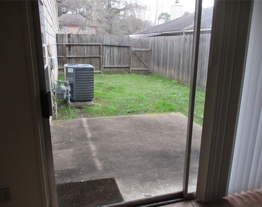 10834 A Sugar Hill Drive - Photo Thumbnail 27