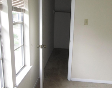10834 A Sugar Hill Drive - Photo Thumbnail 17