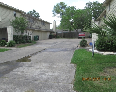 10834 A Sugar Hill Drive - Photo Thumbnail 10