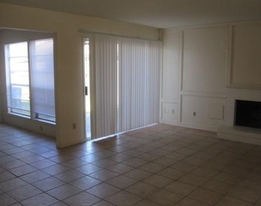 10834 A Sugar Hill Drive - Photo Thumbnail 33