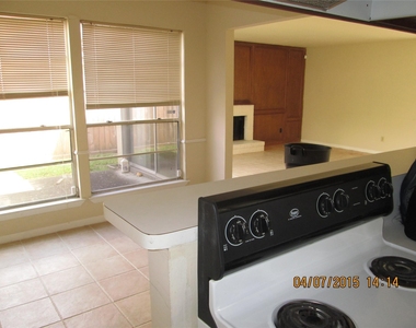 10834 A Sugar Hill Drive - Photo Thumbnail 3