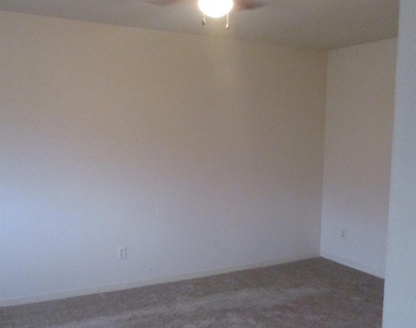 10834 A Sugar Hill Drive - Photo Thumbnail 30