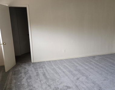 10834 A Sugar Hill Drive - Photo Thumbnail 40