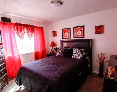 1824 Ethan Way - Photo Thumbnail 10