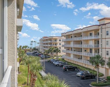 601 Shorewood Drive - Photo Thumbnail 25