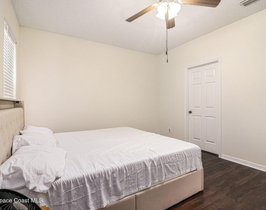 3506 Mount Carmel Lane - Photo Thumbnail 15