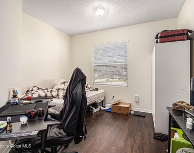3506 Mount Carmel Lane - Photo Thumbnail 12