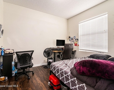 3506 Mount Carmel Lane - Photo Thumbnail 11