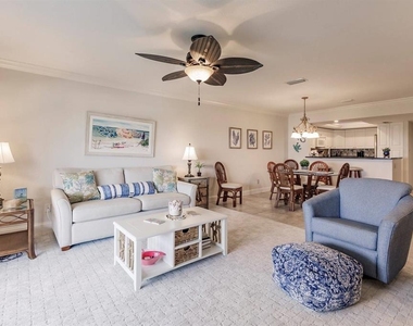 1125 W Peppertree Drive - Photo Thumbnail 8