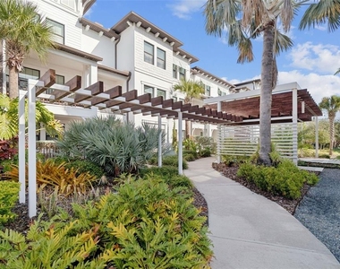 4921 W Paul Avenue - Photo Thumbnail 54