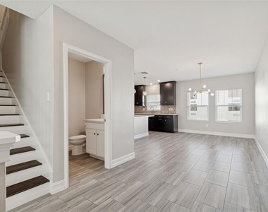 4921 W Paul Avenue - Photo Thumbnail 11