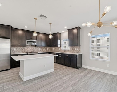 4921 W Paul Avenue - Photo Thumbnail 21
