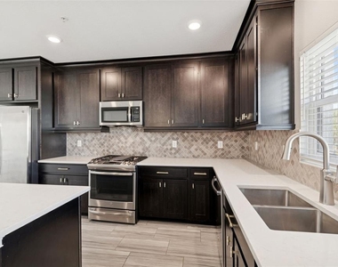 4921 W Paul Avenue - Photo Thumbnail 31