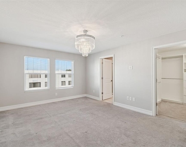 4921 W Paul Avenue - Photo Thumbnail 38