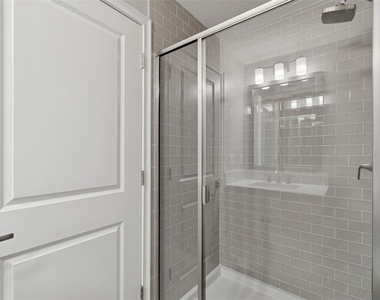 4921 W Paul Avenue - Photo Thumbnail 10