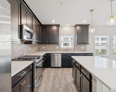 4921 W Paul Avenue - Photo Thumbnail 27